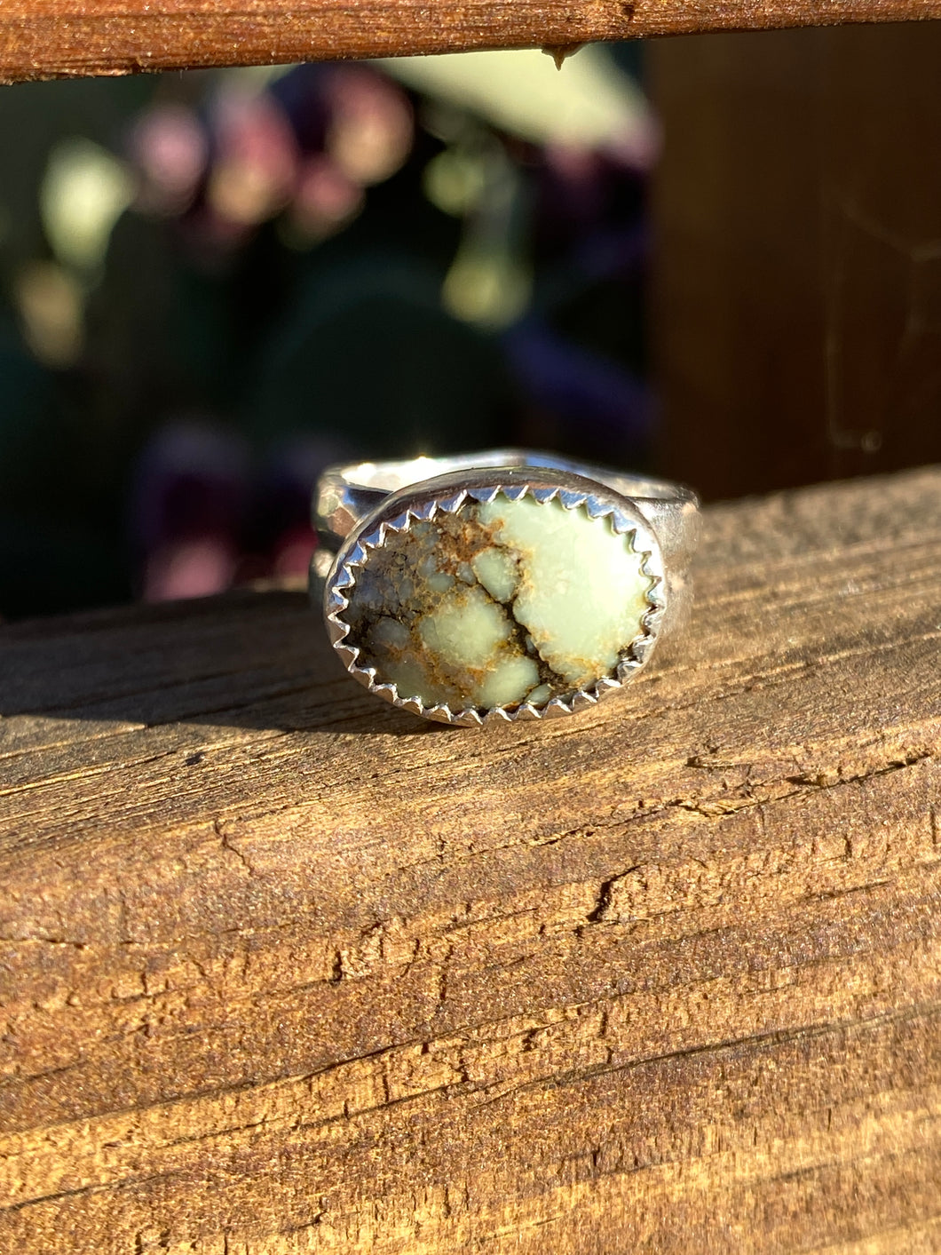 Aloe Variscite Chunky Ring with Hammered Band—size 4/4.25