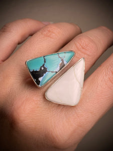 Snowlake Turquoise and White Buffalo Double Ring - size 8.5/9