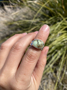 Aloe Variscite Chunky Ring with Hammered Band—size 4/4.25