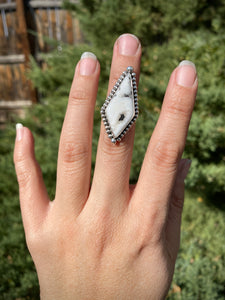 White Buffalo Beaded Kite Ring - size 5.25