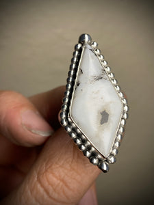 White Buffalo Beaded Kite Ring - size 5.25